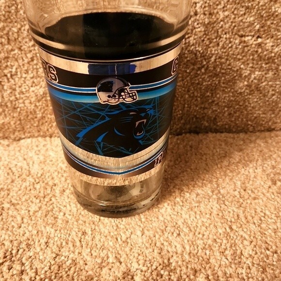 Carolina Panthers NFL Team Drinking Glass - Picture 1 of 7